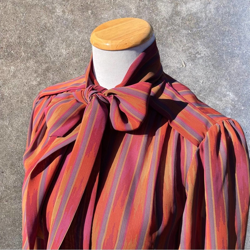 Vintage Blouse - Picture 2 of 7